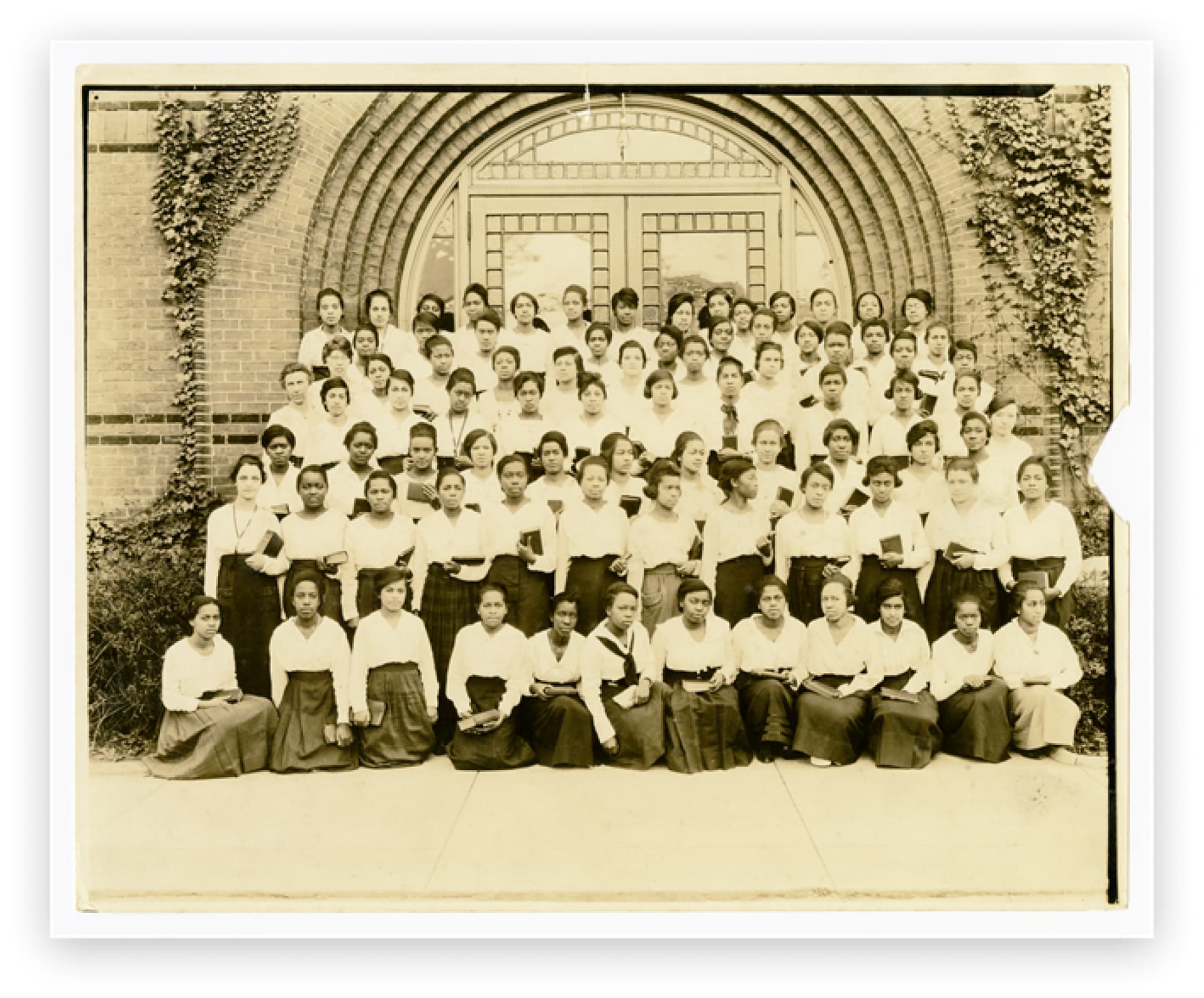Archival photo of Spelman students